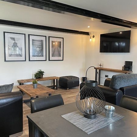 Booking Urban At Halstead Halstead  Exteriér fotografie