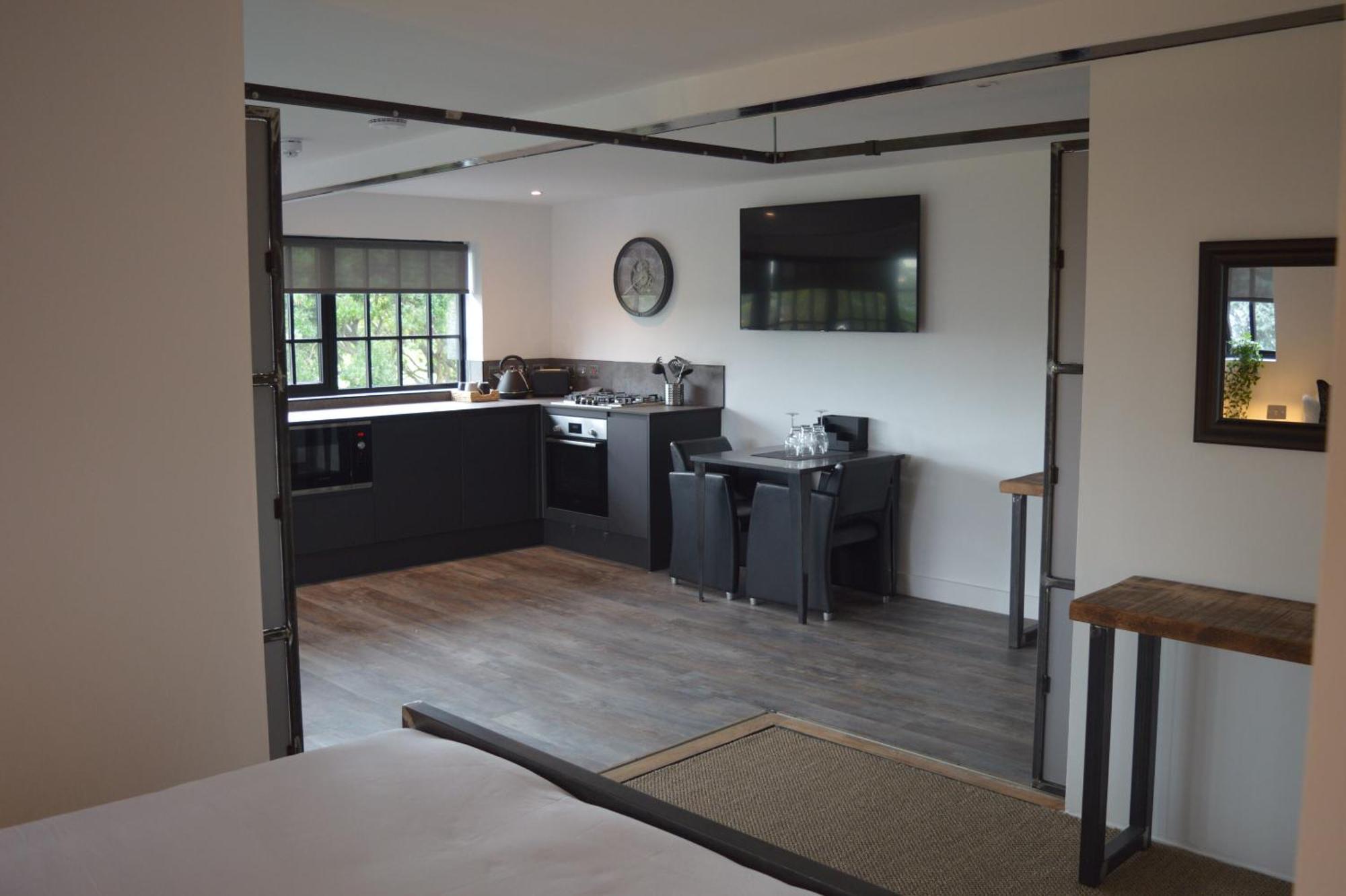 Booking Urban At Halstead Halstead  Exteriér fotografie