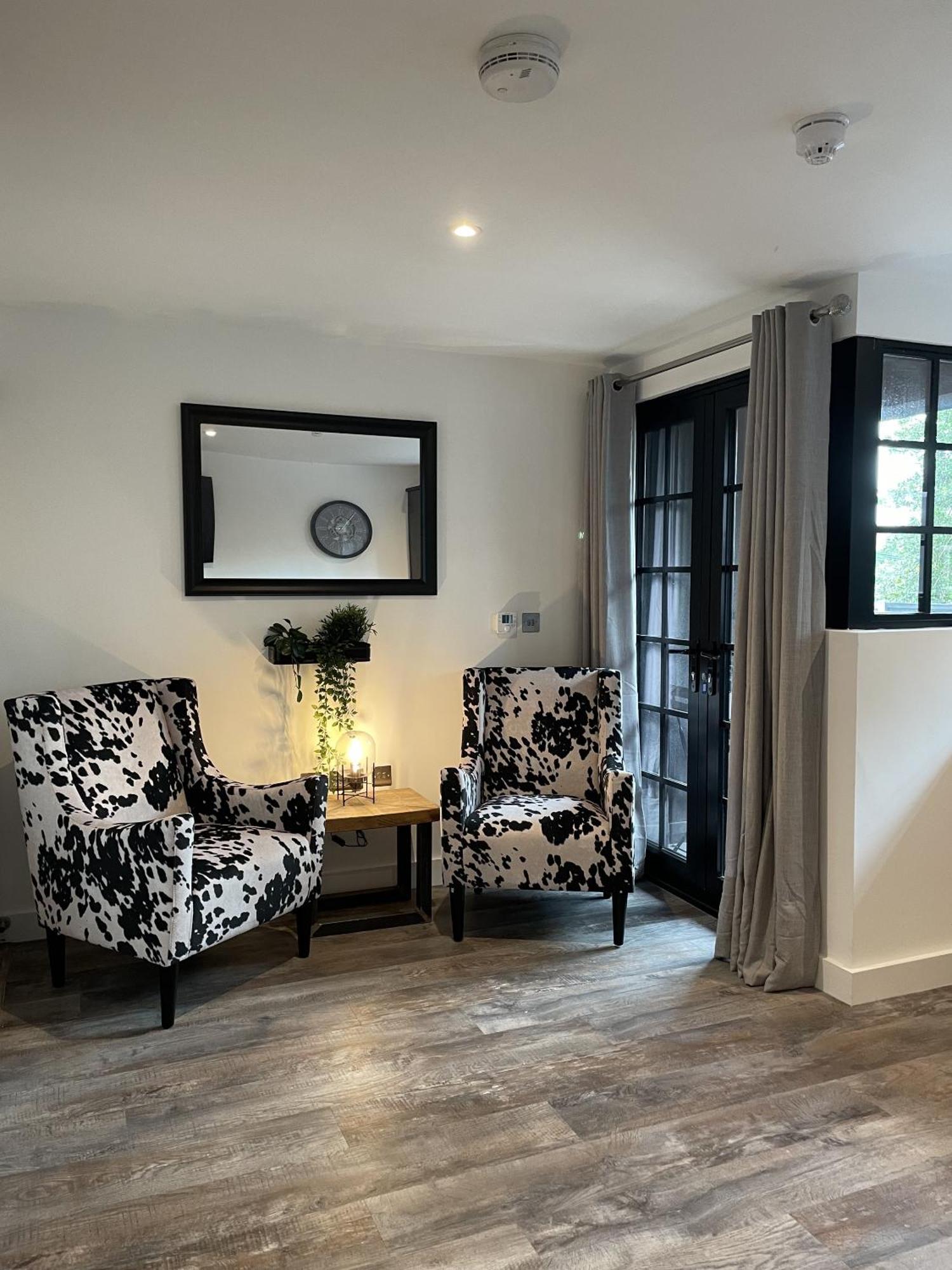 Booking Urban At Halstead Halstead  Exteriér fotografie